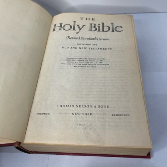 Holy Bible Revised Standard Version 1952 Thomas Nelson Red Book Good condition - - Picture 3 of 6
